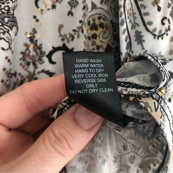 Dress Barn Black and Gold Paisley Blouse - Picture 8 of 8